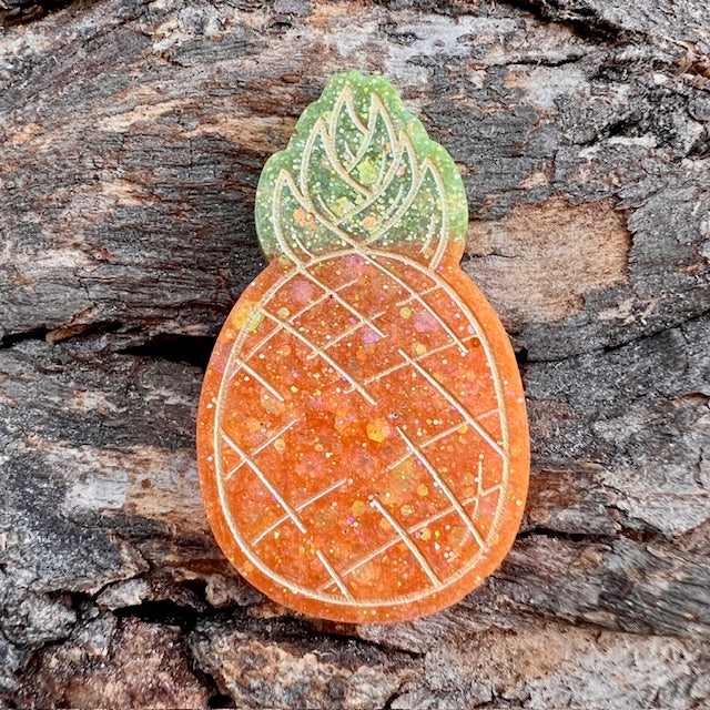 Pineapple tag