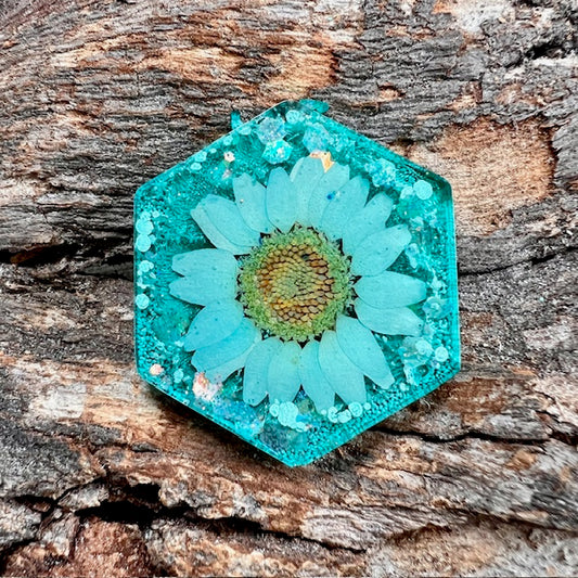 Hexagon tag small
