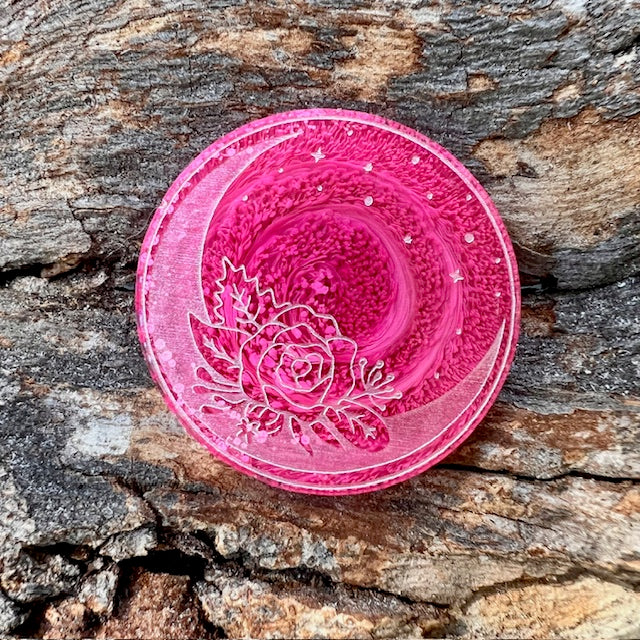Moon circle tag