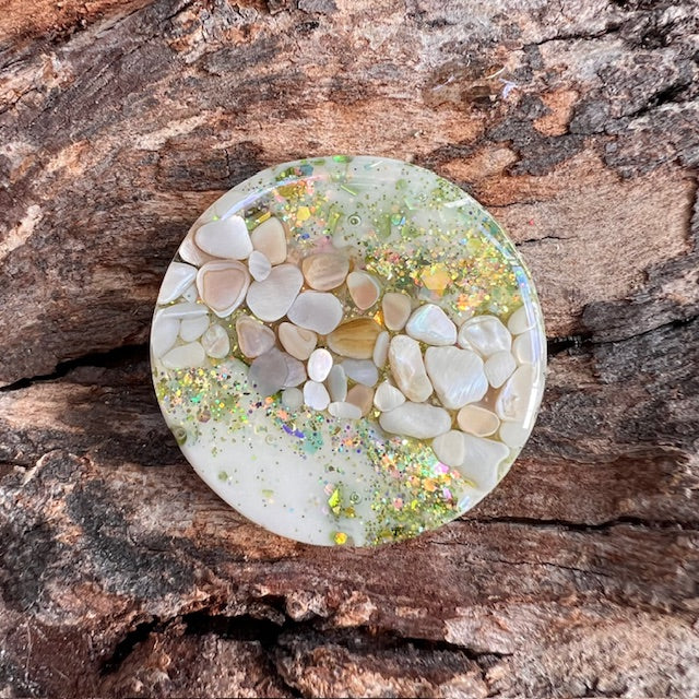 Gemstone tag - circle medium