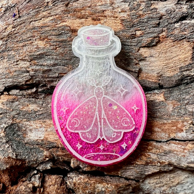 Moth potion tag