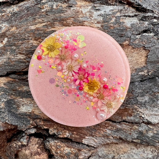 Circle tag large - pearly meadows