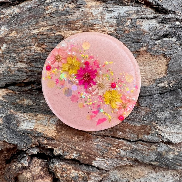 Circle tag medium - pearly meadows