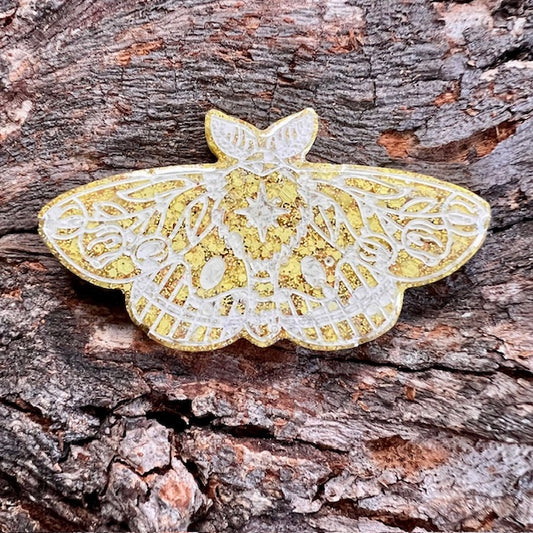Moth tag