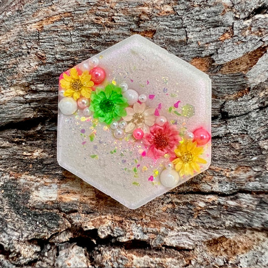 Hexagon tag small