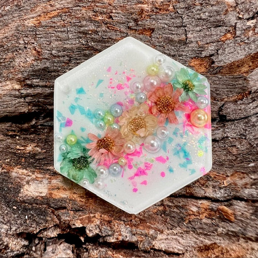 Hexagon tag small