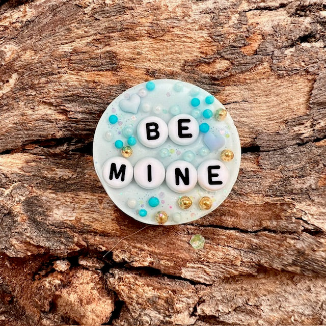 Love tag - circle small 'be mine'