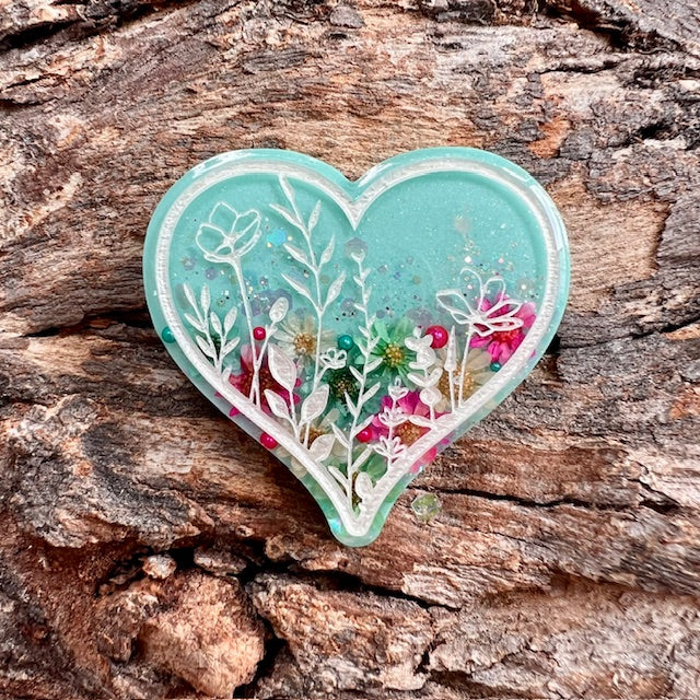 Flower heart tag