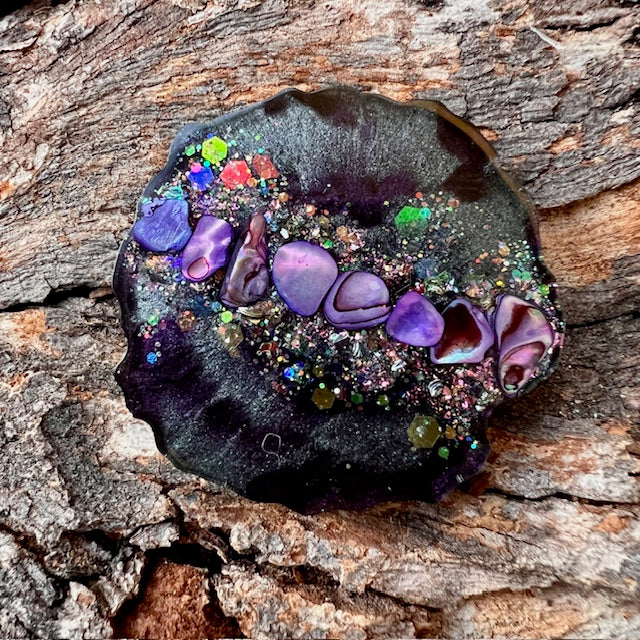 Curvy circle tag large - Galactic Opal